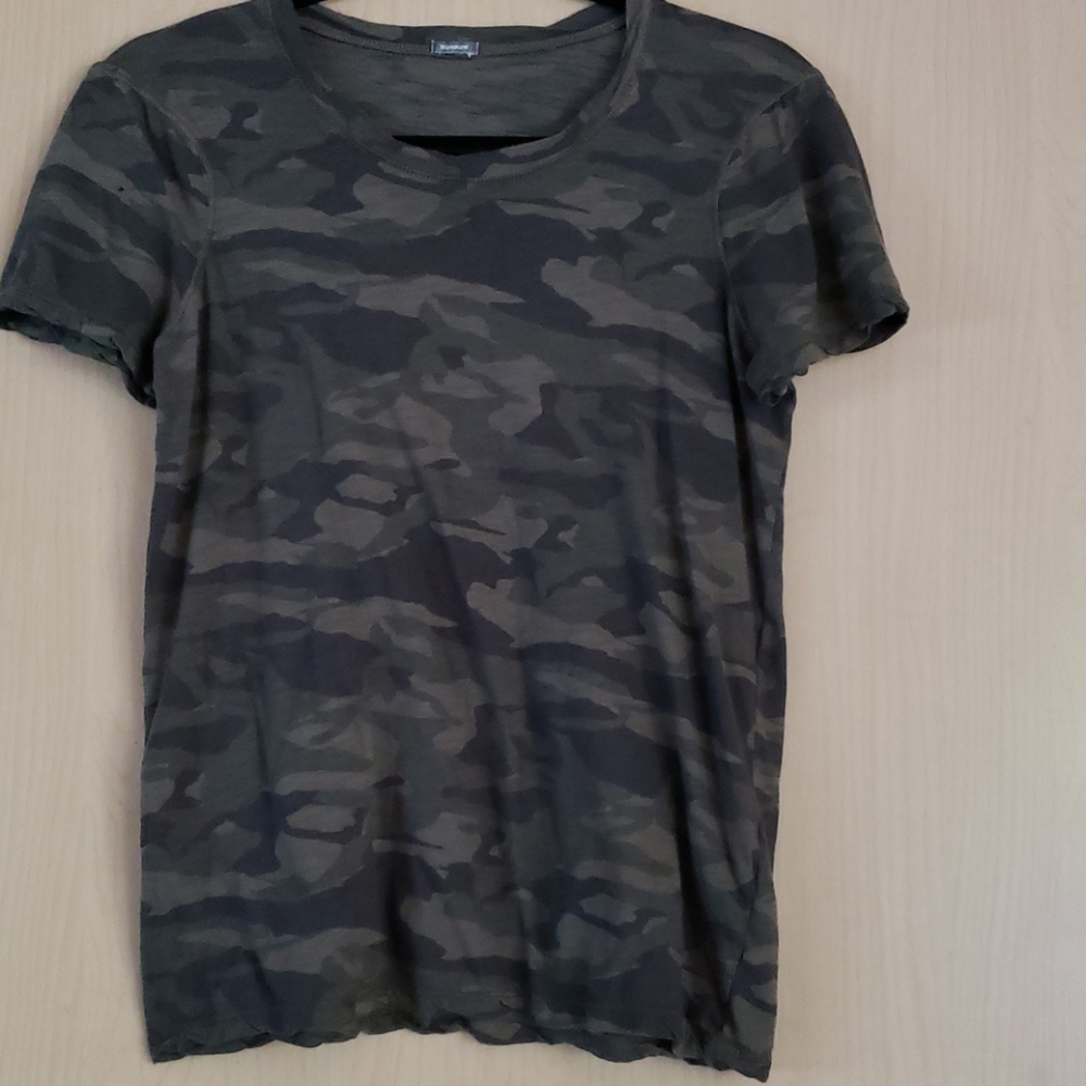 Monrow camo t shirt